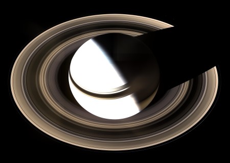 Les anneaux de Saturne